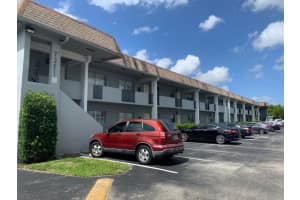 7421 NW 85th St, Tamarac, FL 33321, Sold 02/28/22