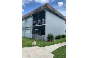 7421 NW 85th St, Tamarac, FL 33321, Sold 02/28/22