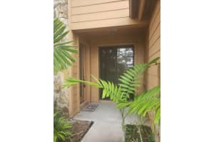 156 SE Crestwood Cir, Stuart, FL 34997, Sold 07/20/21