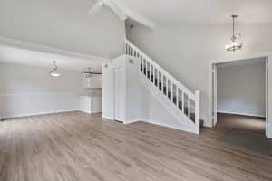 21 Maplecrest Cir, Jupiter, FL 33458, Sold 07/09/21