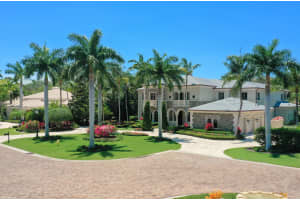 11715 Tulipa Court, Palm Beach Gardens, Florida 33418