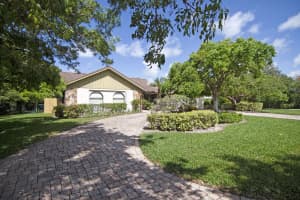 901 S Atlantic Dr, Lake Worth, FL 33462, Sold 07/06/21