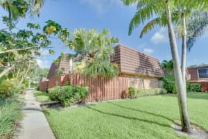 3930 Carolina Dr, Lake Worth, FL 33461, Sold 04/25/22