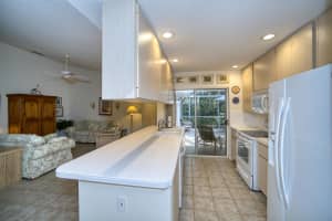 2802 Pin Oak Ct, Palm Beach Gardens, FL 33410, Sold 08/18/21