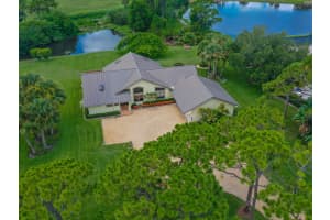 4402 SW Bimini Cir N, Palm City, FL 34990, Sold 08/19/21