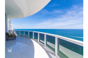 15811 Collins Ave, Sunny Isles Beach, FL 33160, Sold 10/08/21