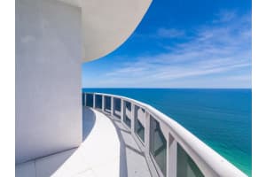 15811 Collins Ave, Sunny Isles Beach, FL 33160, Sold 10/08/21
