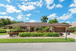 3210 St James Dr, Boca Raton, FL 33434, Sold 11/03/21