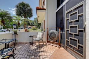 9729 Sills Dr E, Boynton Beach, FL 33437, Sold 08/06/21