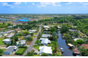 16 SW Cabana Point Cir, Stuart, FL 34994, Sold 11/15/21