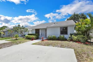 3764 Parkside Cir, Palm Springs, FL 33461, Sold 06/28/21