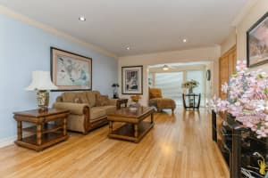 19 Colonial Club Dr, Boynton Beach, FL 33435, Sold 07/14/21
