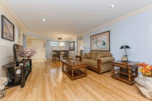 19 Colonial Club Dr, Boynton Beach, FL 33435, Sold 07/14/21