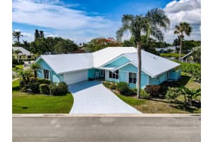 10431 SE Jupiter Narrows Dr, Hobe Sound, FL 33455, Sold 07/15/21