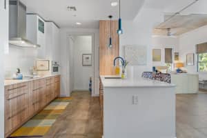 335 SE 6th Ave, Delray Beach, FL 33483, Sold 08/24/21