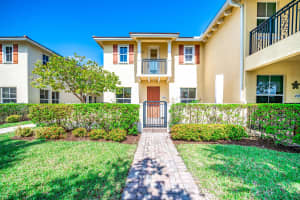 4746 Sierra Ln, Coconut Creek, FL 33073, Sold 07/16/21