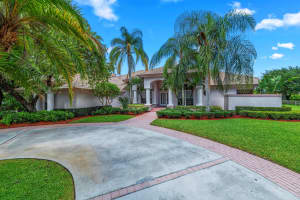 8095 Steeplechase Dr, Palm Beach Gardens, FL 33418, Sold 08/10/21