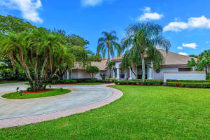 8095 Steeplechase Dr, Palm Beach Gardens, FL 33418, Sold 08/10/21