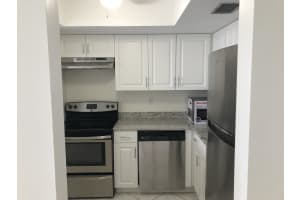 2936 Lake Shore Dr, West Palm Beach, FL 33404, Sold 07/09/21