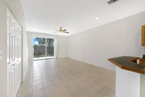 6277 Crescent Lake Way, Lake Worth, FL 33463, Sold 07/12/21