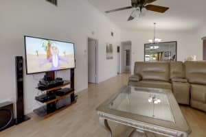 1302 Summit Run Cir, West Palm Beach, FL 33415, Sold 07/16/21