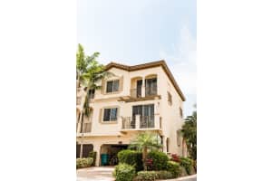 3121 Waterside Cir, Boynton Beach, FL 33435, Sold 09/10/21