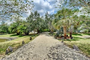 2504 Deer Run Trail, Loxahatchee, FL 33470, Sold 08/31/21