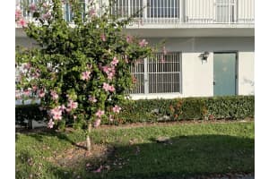 2800 Indian River Blvd APT D4, Vero Beach, FL 32960, Sold 09/22/21