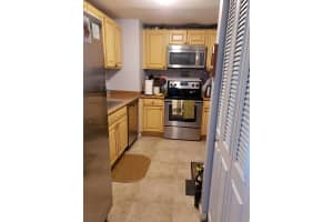 5600 N Flagler Dr # 1, West Palm Beach, FL 33407, Sold 12/15/21