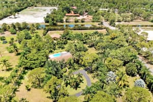 2437 Fawn Dr, Loxahatchee, FL 33470, Sold 10/08/21