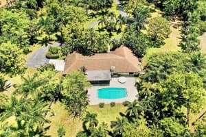 2437 Fawn Dr, Loxahatchee, FL 33470, Sold 10/08/21