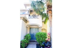 1086 Grove Park Cir, Boynton Beach, FL 33436, Sold 08/23/21