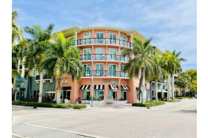 235 NE 1st St, Delray Beach, FL 33444, Sold 07/01/21