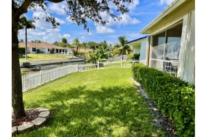 6811 Bayshore Dr, Lake Worth, FL 33462, Sold 10/26/21