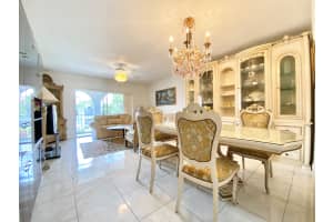 250 NE 20th St, Boca Raton, FL 33431, Sold 08/11/21