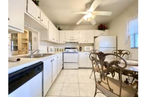 250 NE 20th St, Boca Raton, FL 33431, Sold 08/11/21