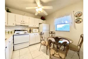 250 NE 20th St, Boca Raton, FL 33431, Sold 08/11/21