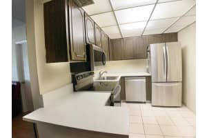 450 NW 20th St, Boca Raton, FL 33431, Sold 07/22/21