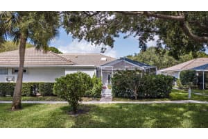 8002 Chapman Oak Ct, Palm Beach Gardens, FL 33410, Sold 08/13/21