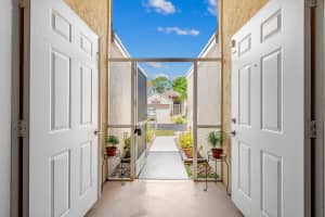 1381 Fairfax Cir E, Boynton Beach, FL 33436, Sold 07/16/21