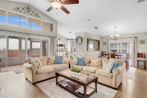 1381 Fairfax Cir E, Boynton Beach, FL 33436, Sold 07/16/21