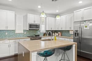 101 SW 2nd Ave, Delray Beach, FL 33444, Sold 07/02/21