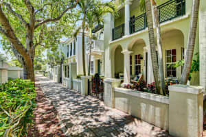 704 NW 83rd Pl, Boca Raton, FL 33487, Sold 07/12/21