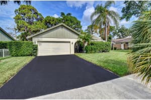 898 NW 39th Ave, Delray Beach, FL 33445, Sold 10/04/21