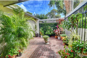 898 NW 39th Ave, Delray Beach, FL 33445, Sold 10/04/21