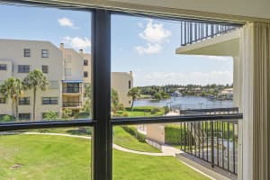 374 Golfview Rd, North Palm Beach, FL 33408, Sold 07/26/21