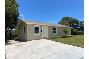 1144 W 26th St, Riviera Beach, FL 33404, Sold 06/30/21