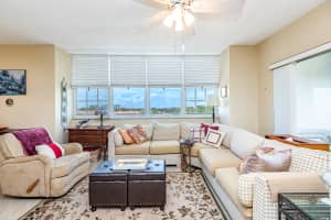 250 NE 20th St, Boca Raton, FL 33431, Sold 08/06/21