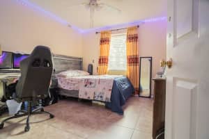 801 E Chatelaine Blvd, Delray Beach, FL 33445, Sold 09/28/21