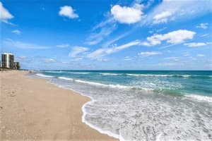 3600 N Ocean Dr, Riviera Beach, FL 33404, Sold 12/03/21